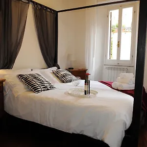 Lungara Apartment Rome