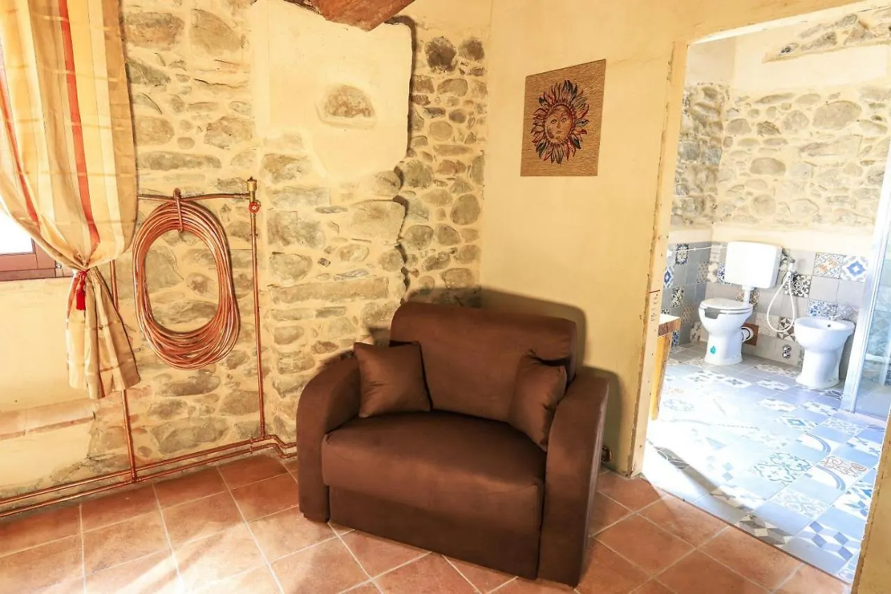 Agriturismo La Cascina dei Chicchi Bagnone 0*,