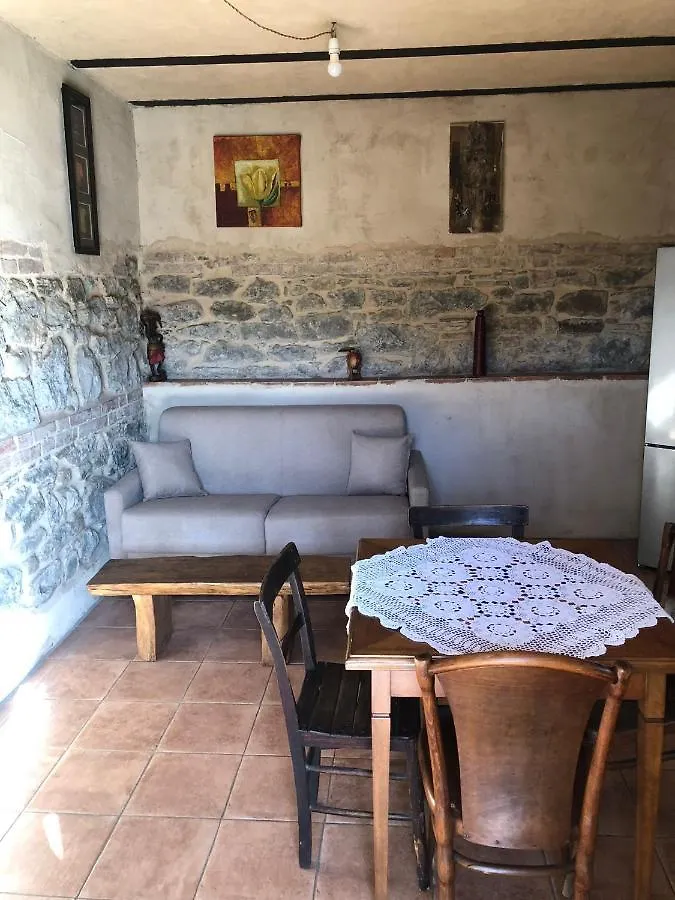 Agriturismo La Cascina Dei Chicchi Bagnone Farm stay